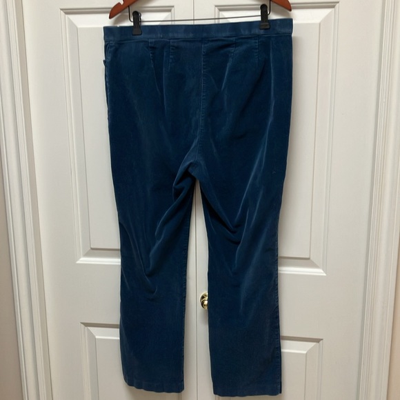 Northern Reflections essential slim corduroy stretch, high waisted pants, blue - Picture 2 of 8